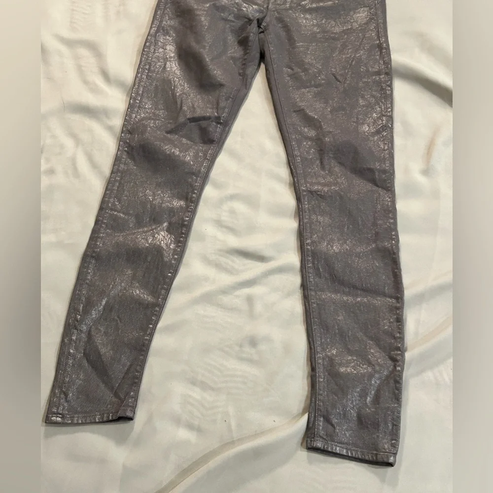 MOTHER Denim The Looker in Disturbing the Peace Gunmetal Jeans - Size 27